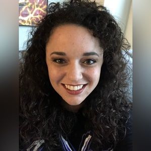 Meet your Posher, Marissa